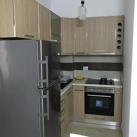 Lejlighed Radhima Apartment-tirana *