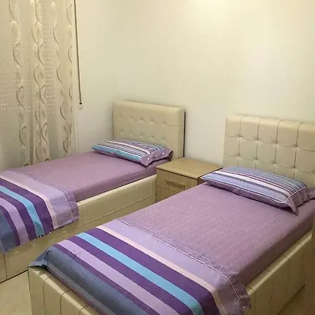 Radhima Apartment-tirana * Орикум