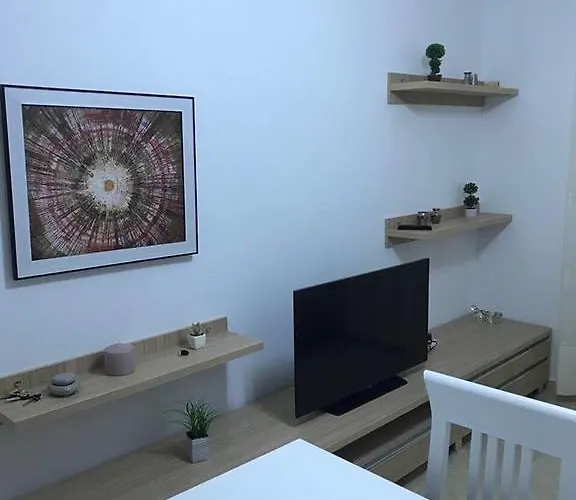 Radhima Apartment-tirana 奥里库姆