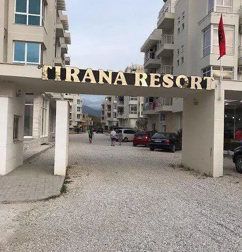 Radhima Apartment-tirana 公寓 *